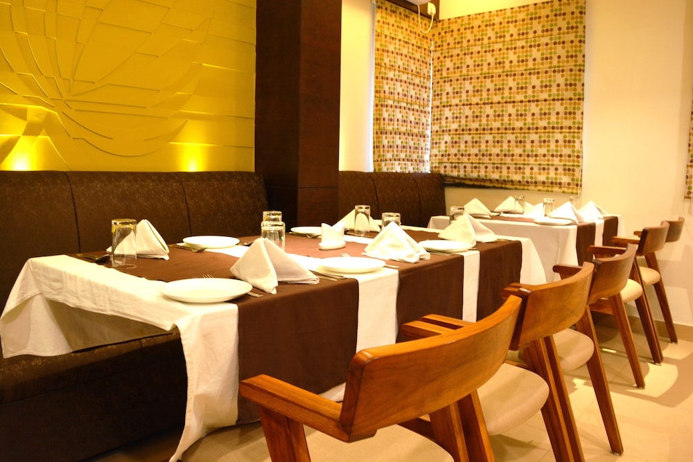 Krrish Clarks Inn 13/16