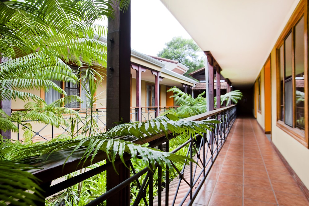 El Rodeo Estancia Boutique Hotel &amp; Steakhouse 60/66
