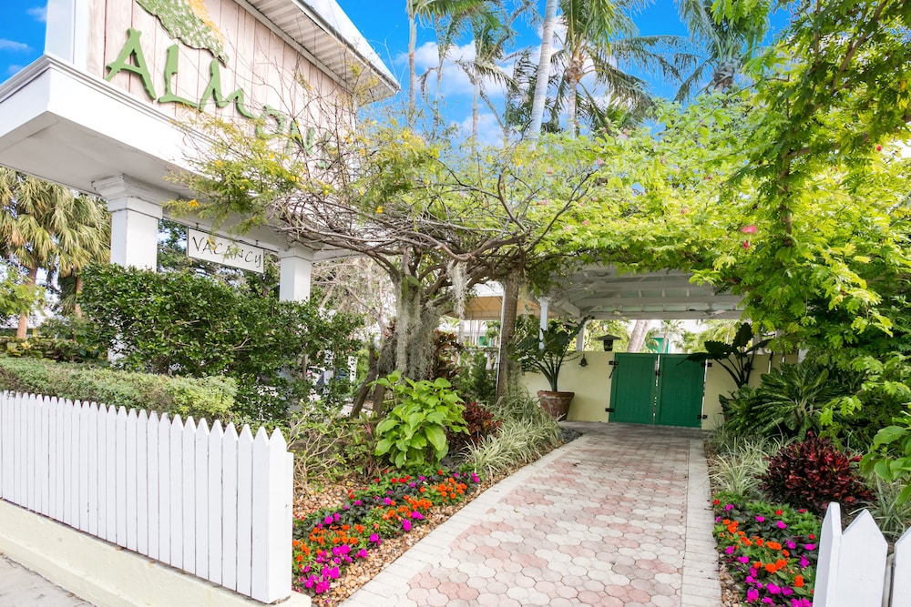 Almond Tree Inn photo4