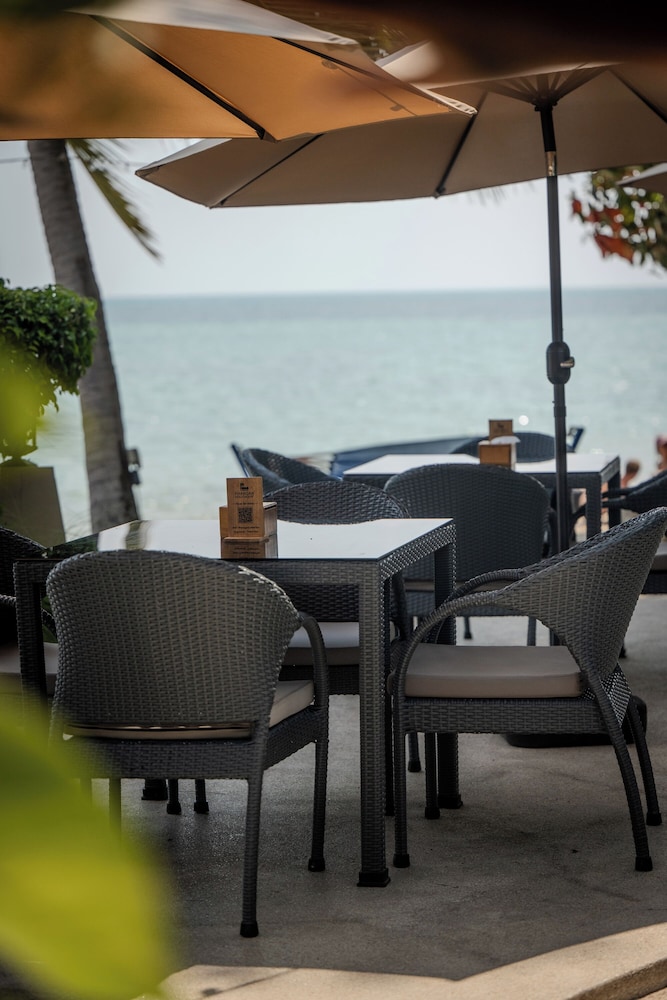 Phangan Beach Resort 41/68