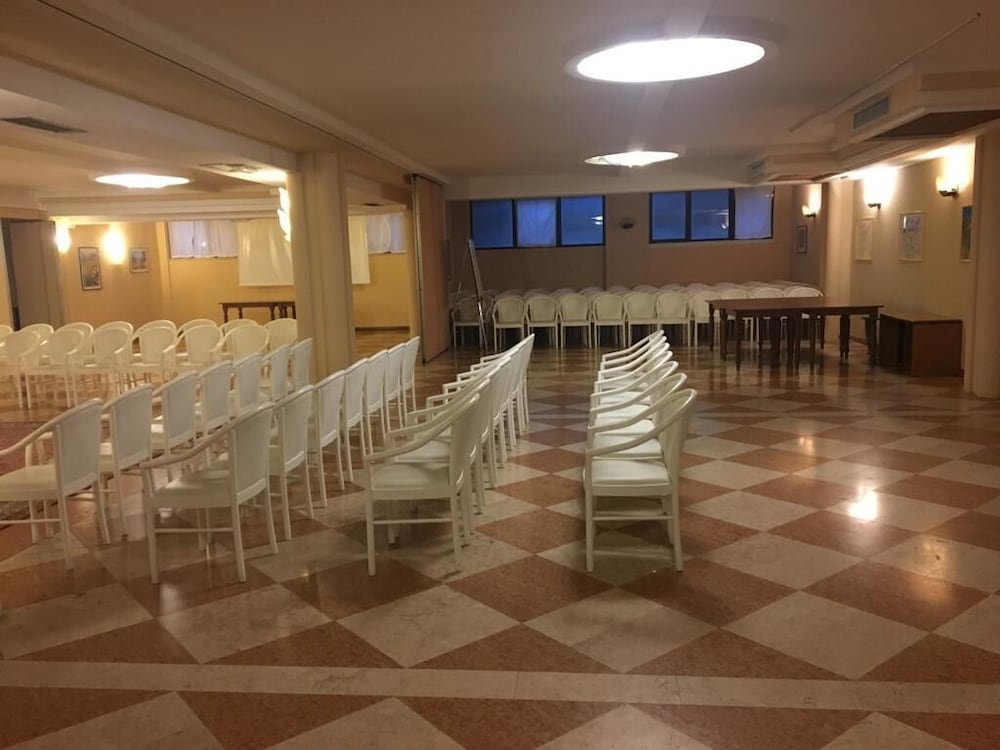 Park Hotel Oasi 36/71