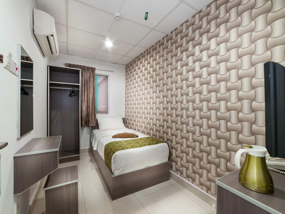 SUPERIOR, SINGLE, SINGLE BED