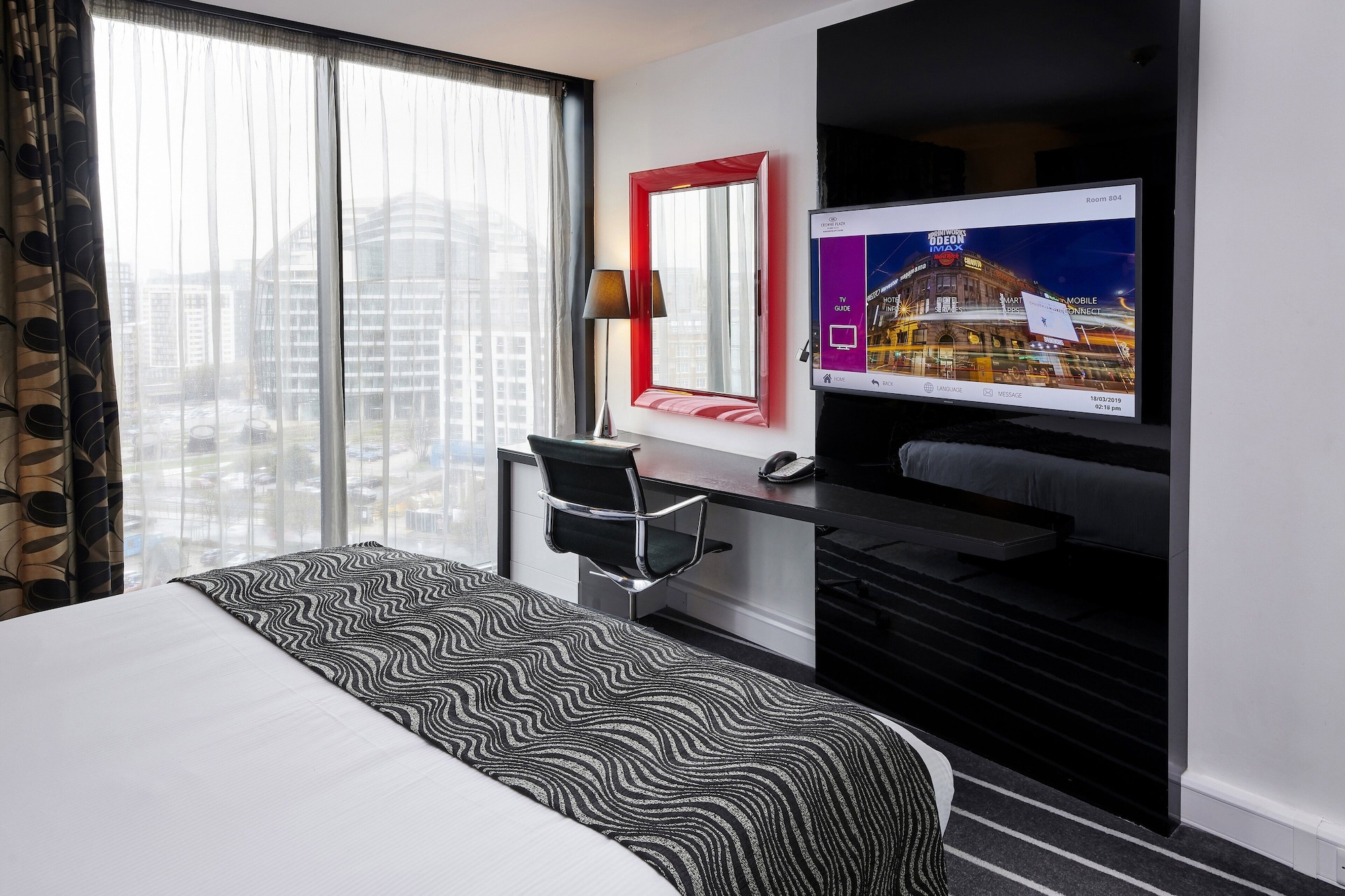 1 BEDROOM, SUITE