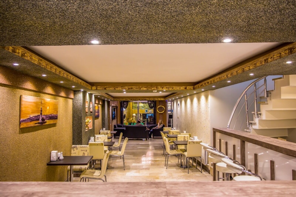 Berlin Otel Nisantasi 24/32