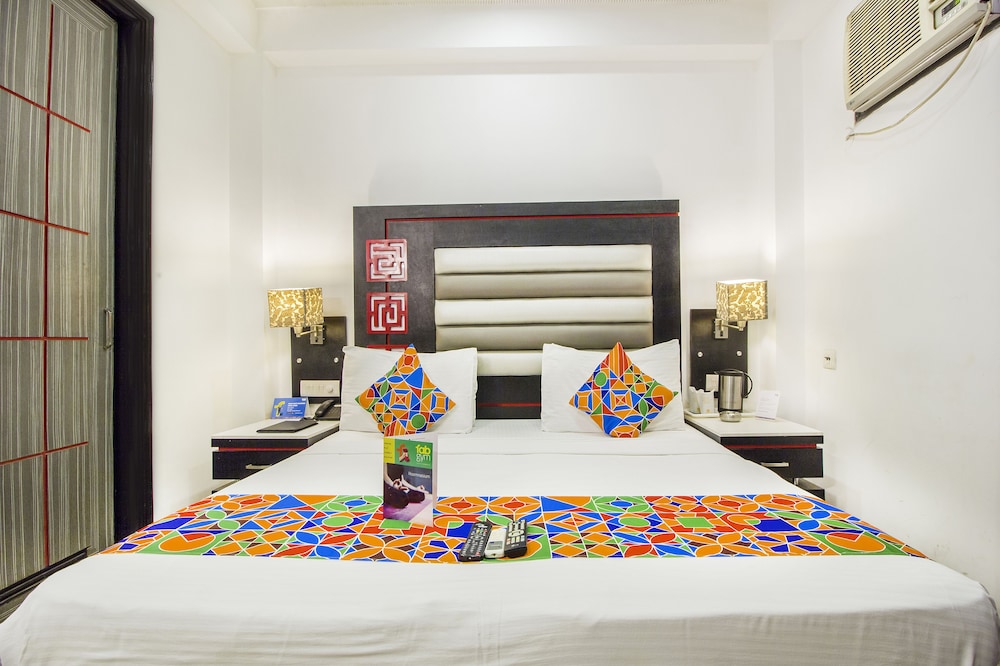 HOTEL SUNCOURT CORPORATE 7/19