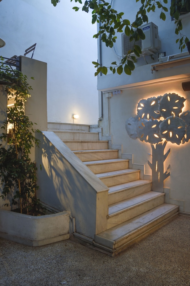 Athens Green Apartments 48/50