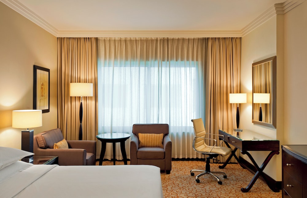 Sunday Suites Excelsior Hotel Deira (formerly Sheraton Deira) 47/70