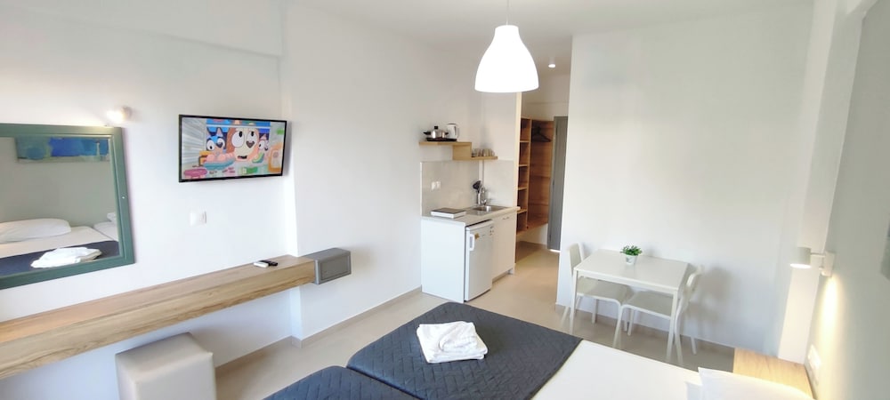 Kostas Apartments 47/48