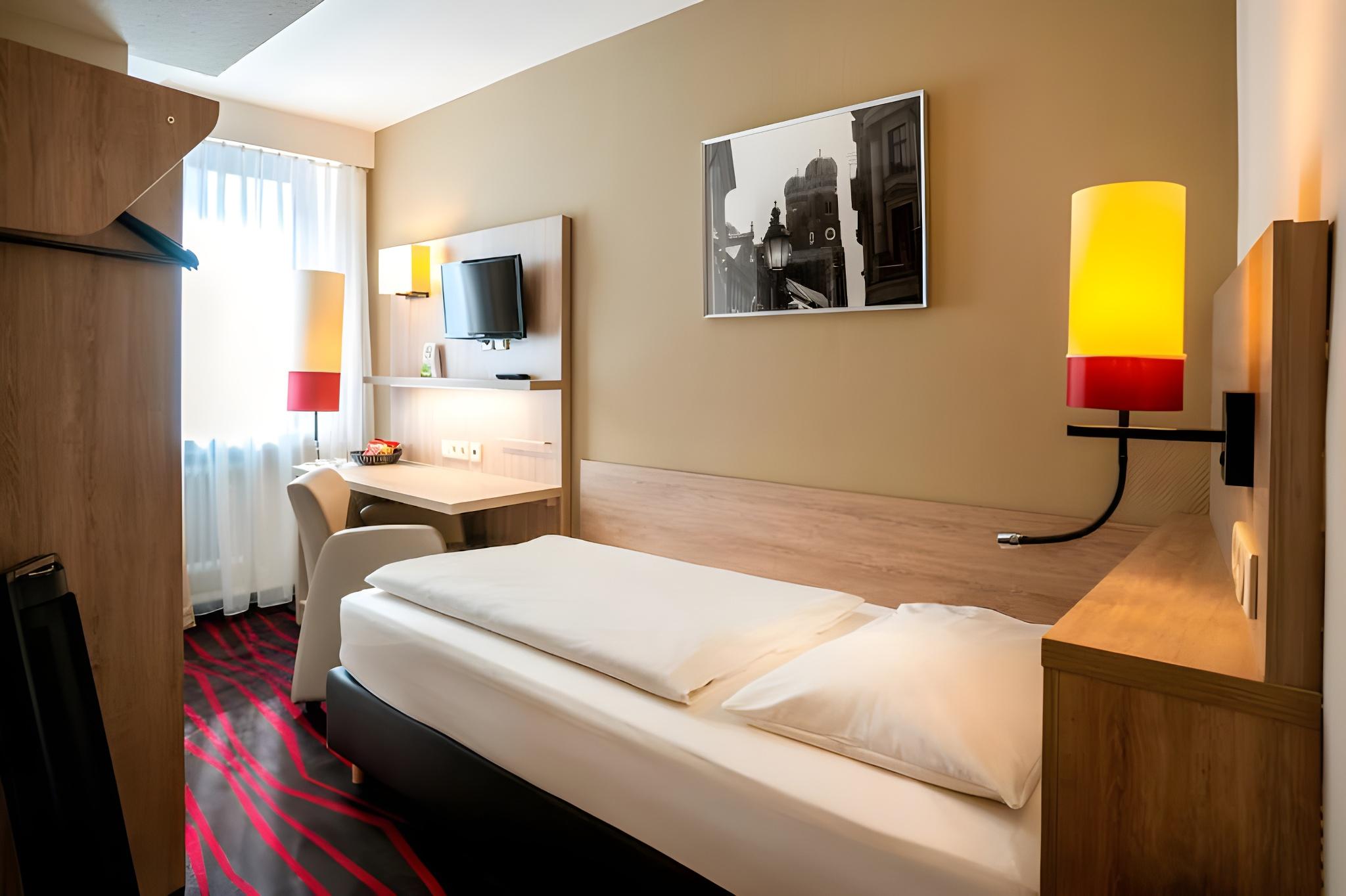 Cozy, City, Single, No Air Condition، Hotel Europaischer Hof - Adults Only 3/3