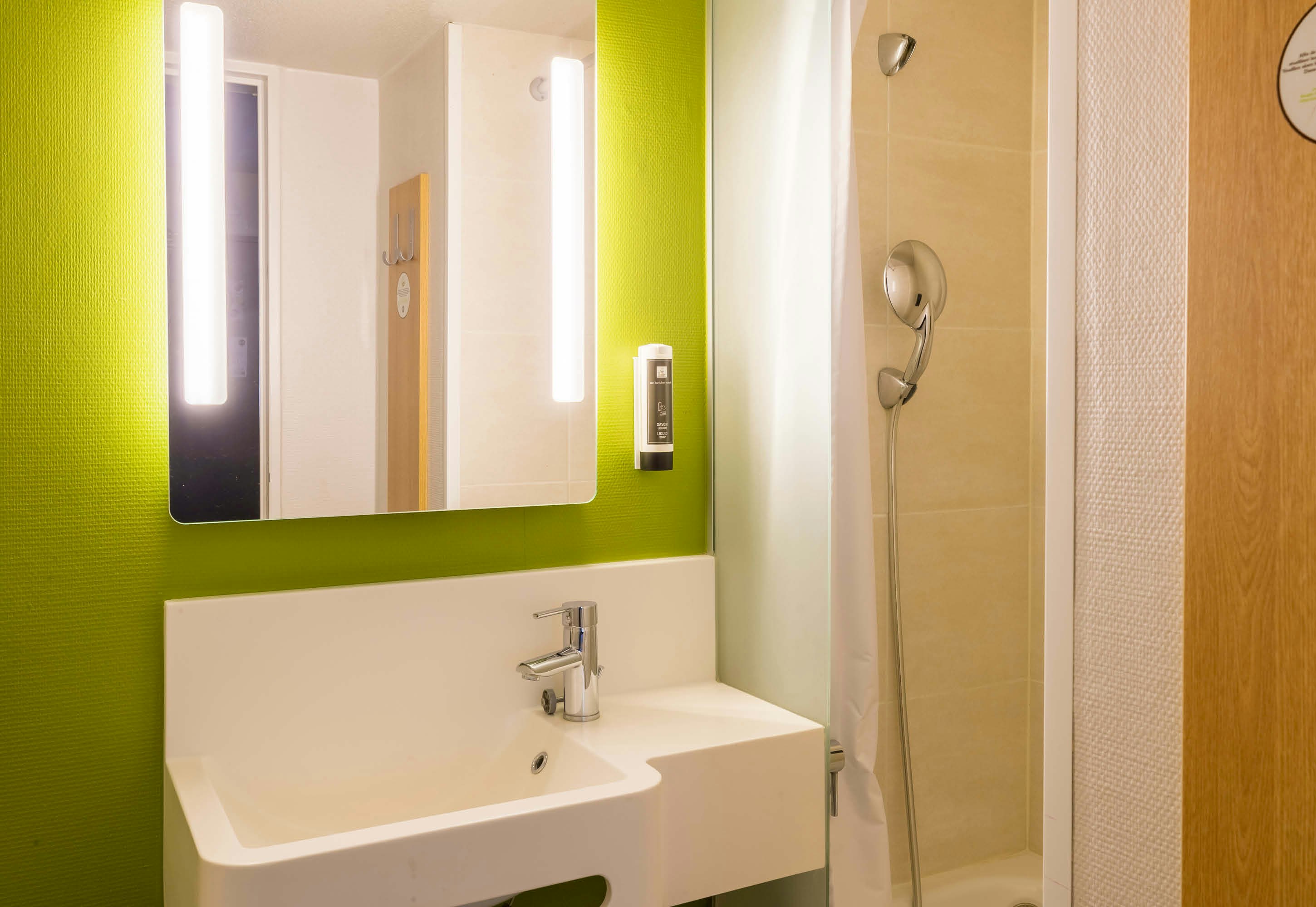 B&B HOTEL Auxerre Bourgogne 26/26