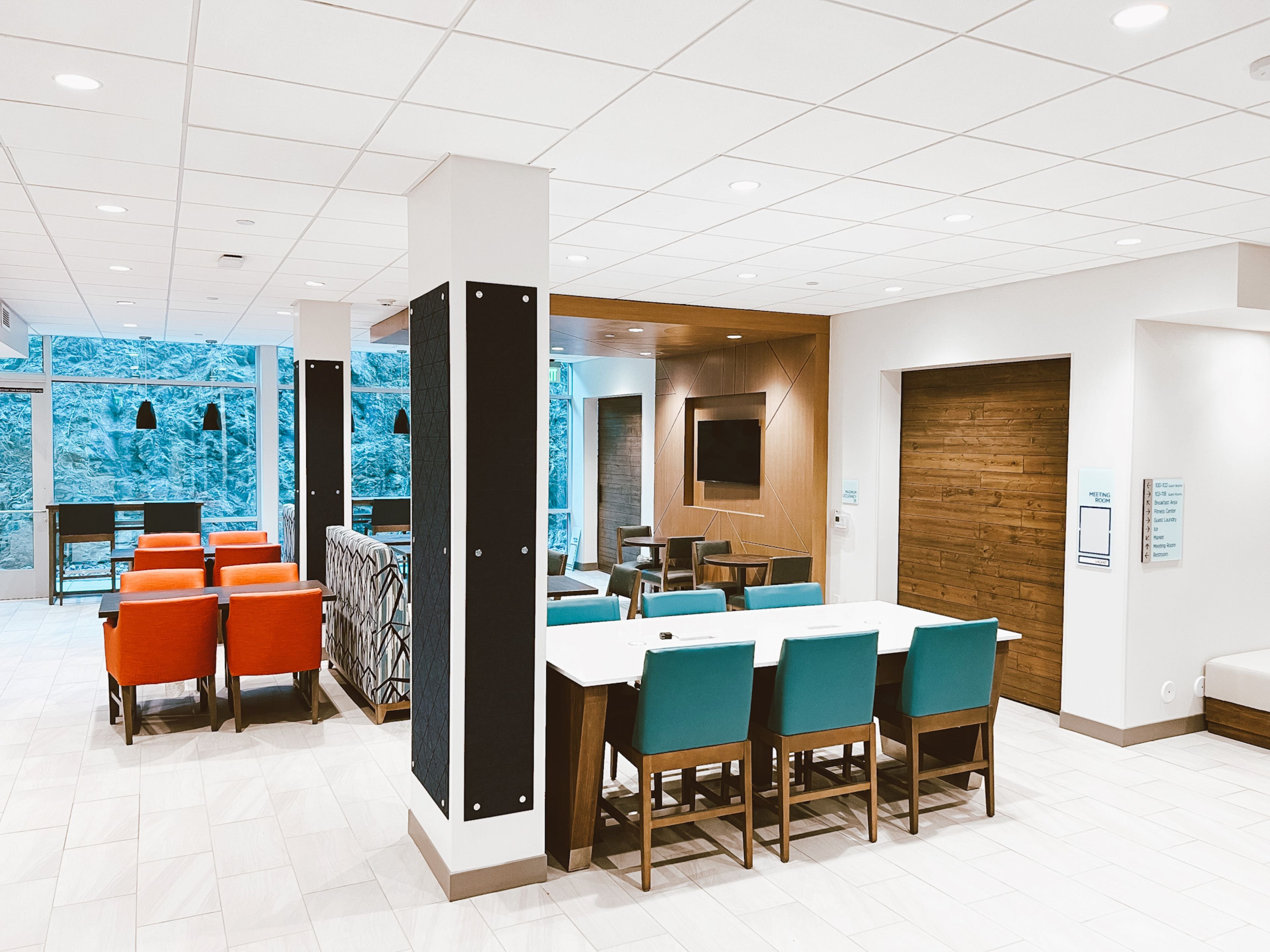 Holiday Inn Express & Suites - Henderson South - Boulder City, an IHG Hotel 16/26