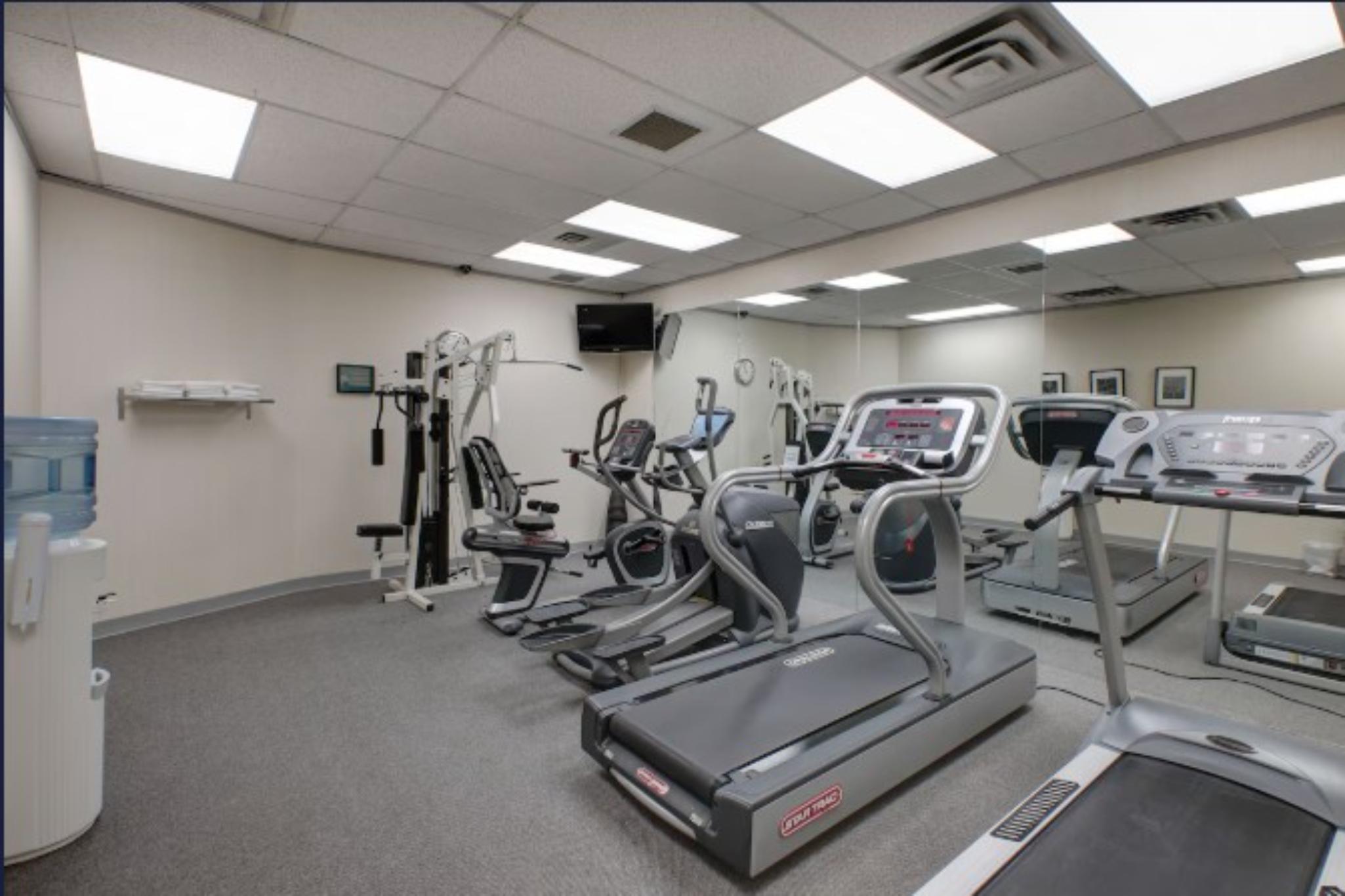 Ramada by Wyndham Nisku 26/36