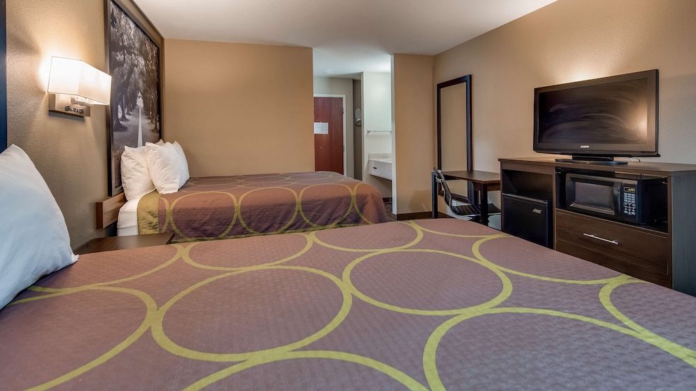 Surestay Hotel By Best Western Alexandria Airport 21/36