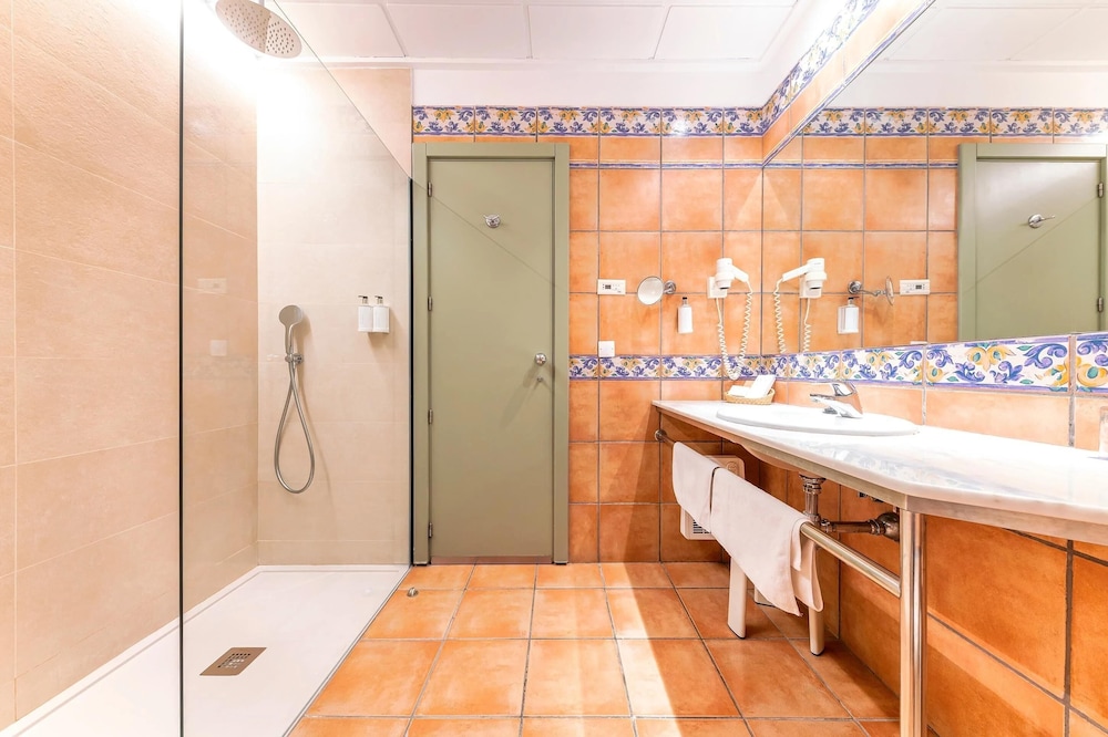 غرفة كومفورت مفردة بسرير مزدوج، Port Jardin Milenio 5/5