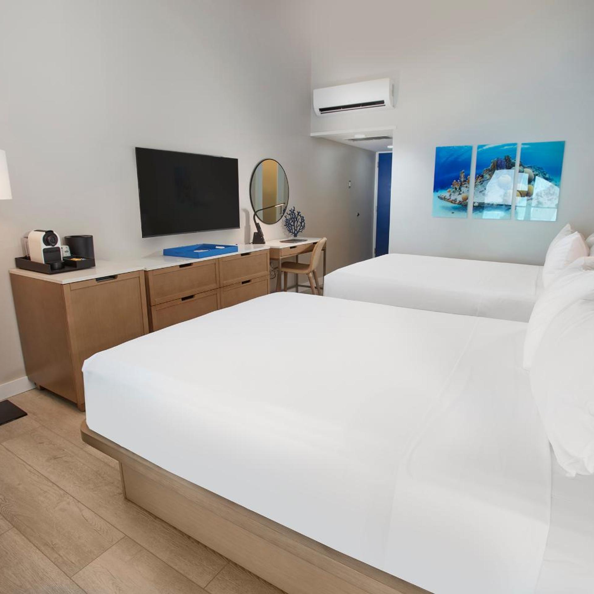Guest Room, Double Bed, Garden or Pool View, Garden View، Divi Flamingo Beach Resort 3/6