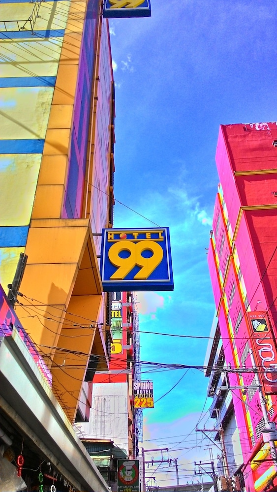Hotel 99 5/50
