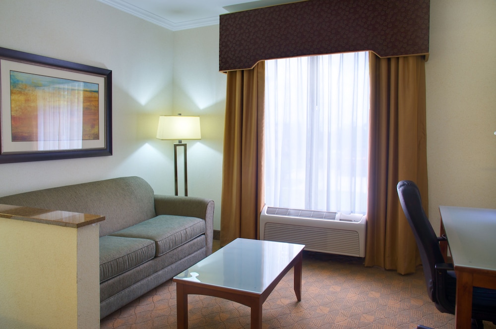 Holiday Inn Express Hotel And Suites Lufkin South 49/68