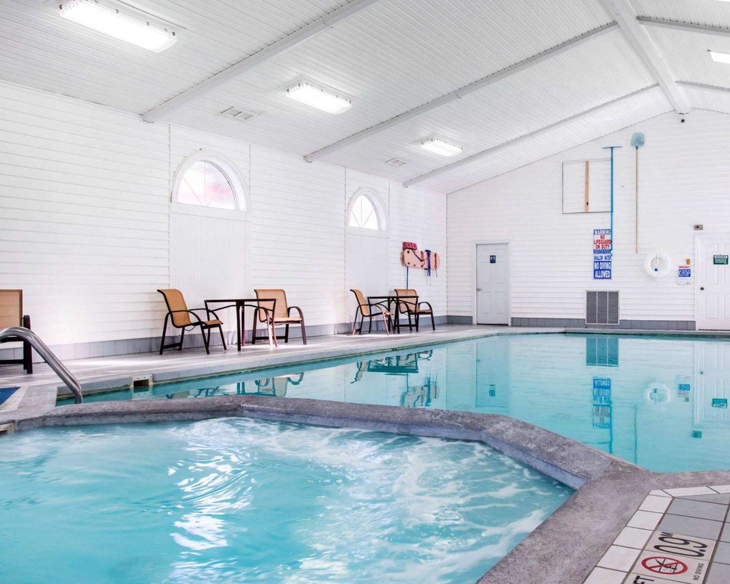 Comfort Inn Lakeside Mackinaw City MI 5/12