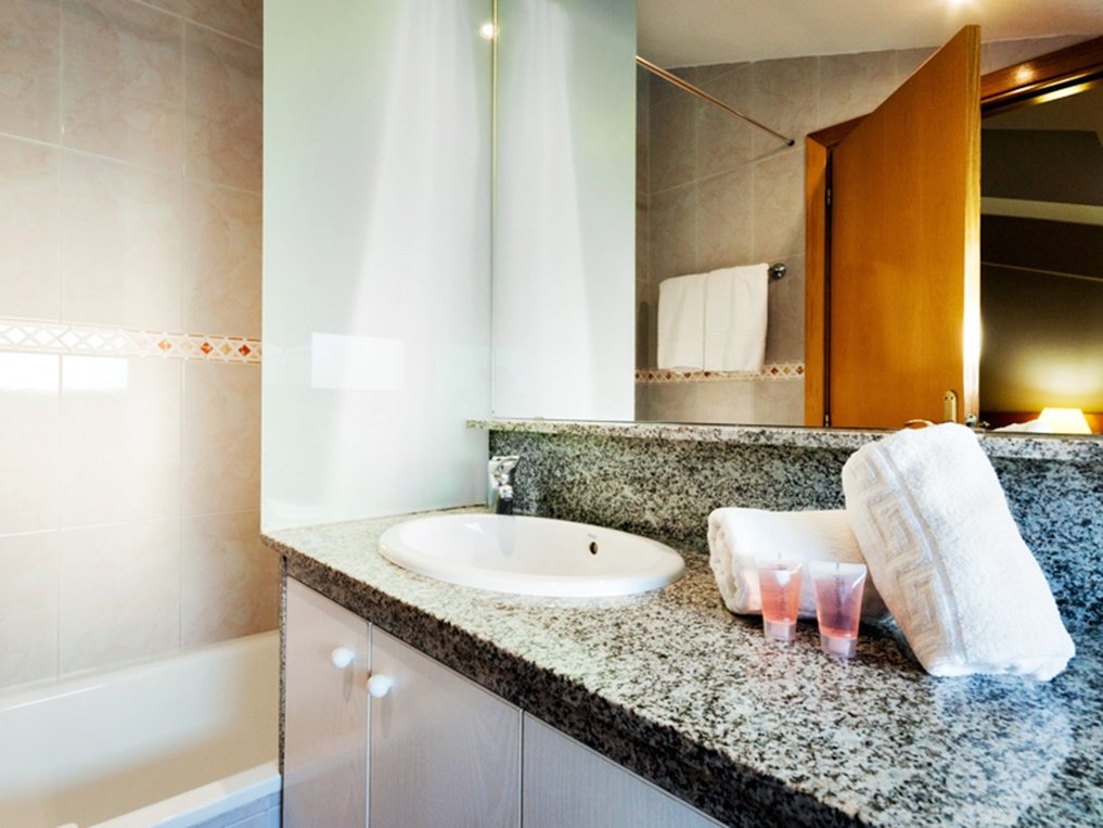 Park Sedo Benstar Hotel Group 68/70