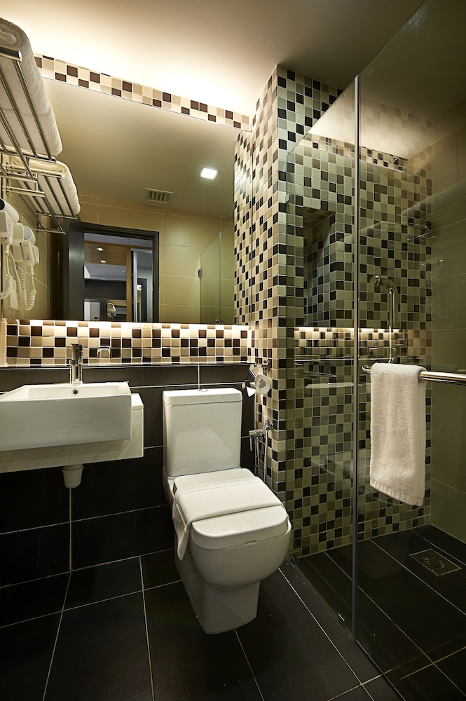 Hotel Transit Kuala Lumpur 32/33
