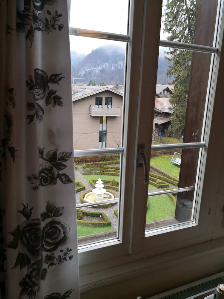 Alpenrose Hotel and Gardens 29/50