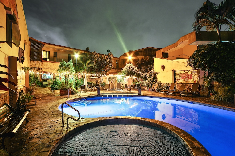 Adventure Inn in Ulloa