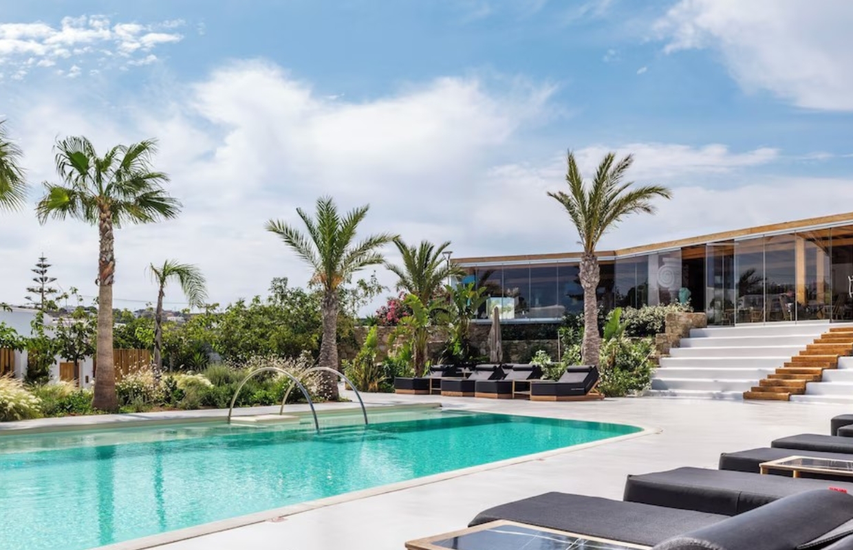 Akkadian Mykonos Resort 66/69
