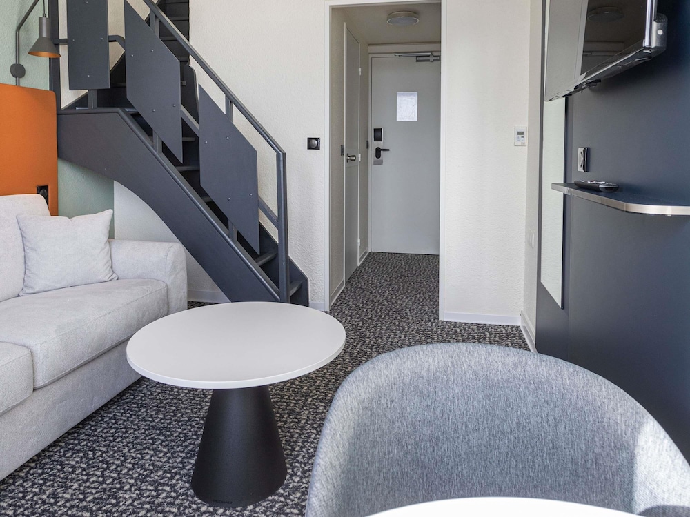 Ibis Granville Port De Plaisance 38/63