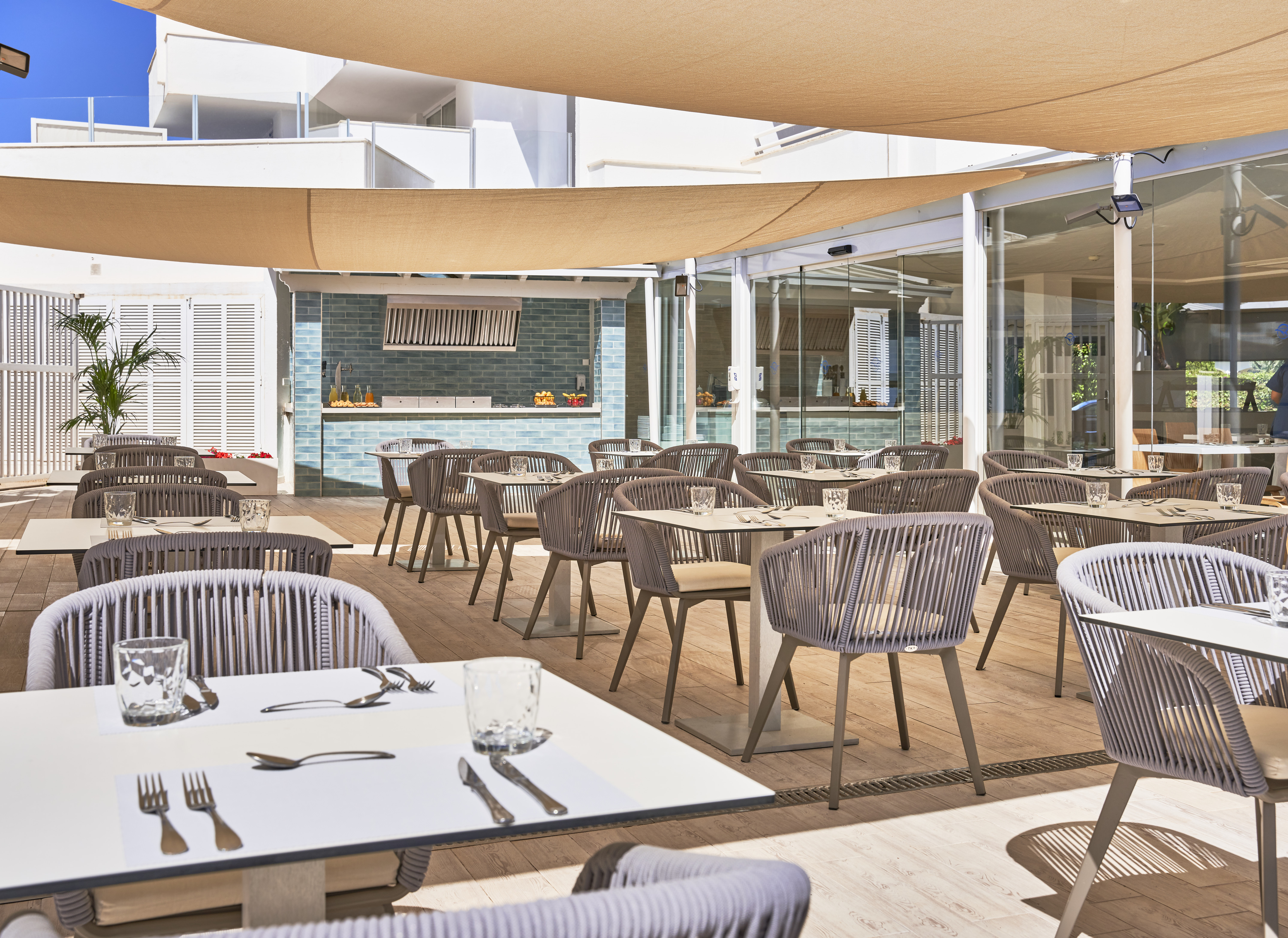 Globales Cala Bona Suites 46/56