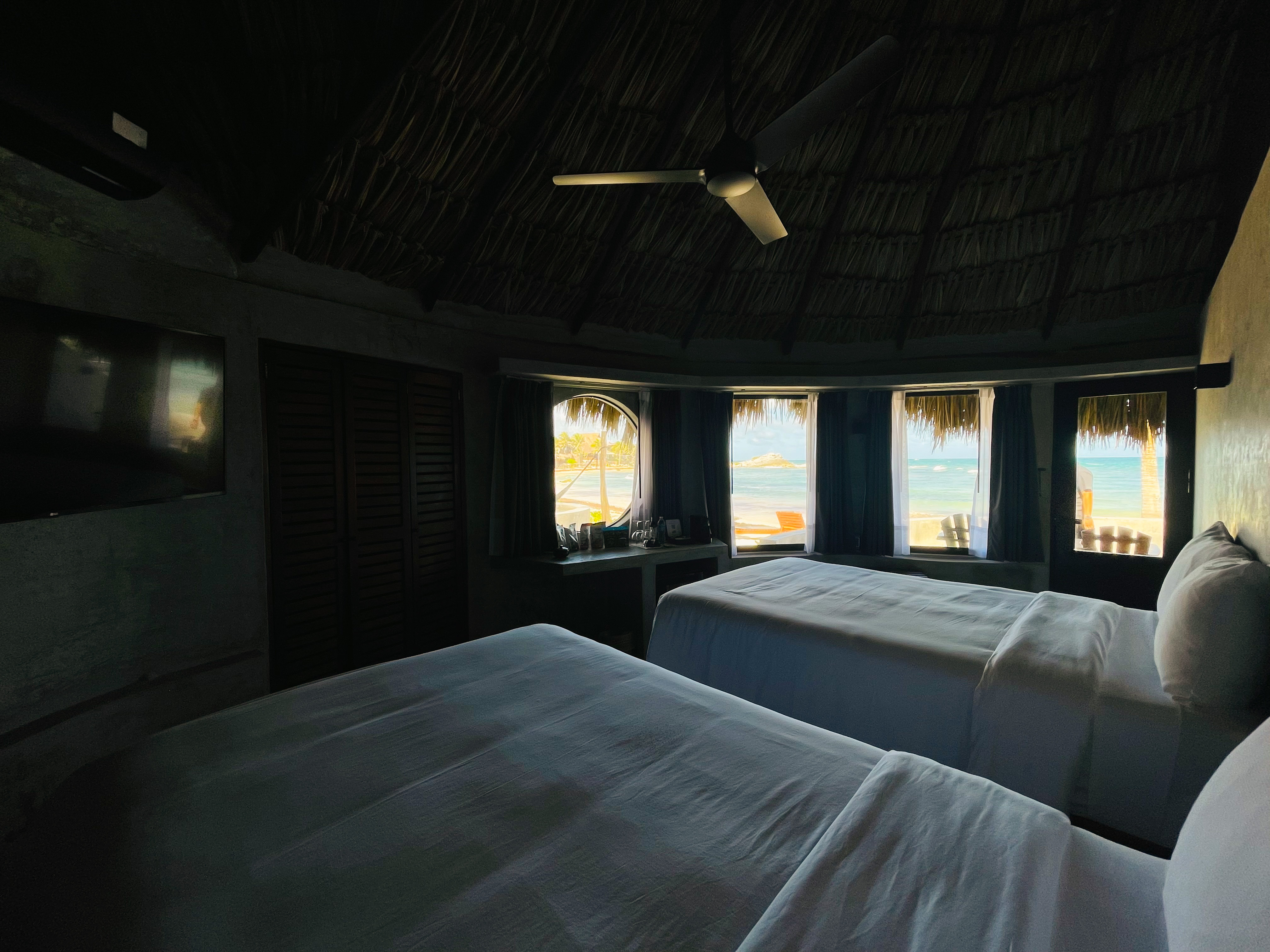 Room, 2 Double Beds, Ocean Front
