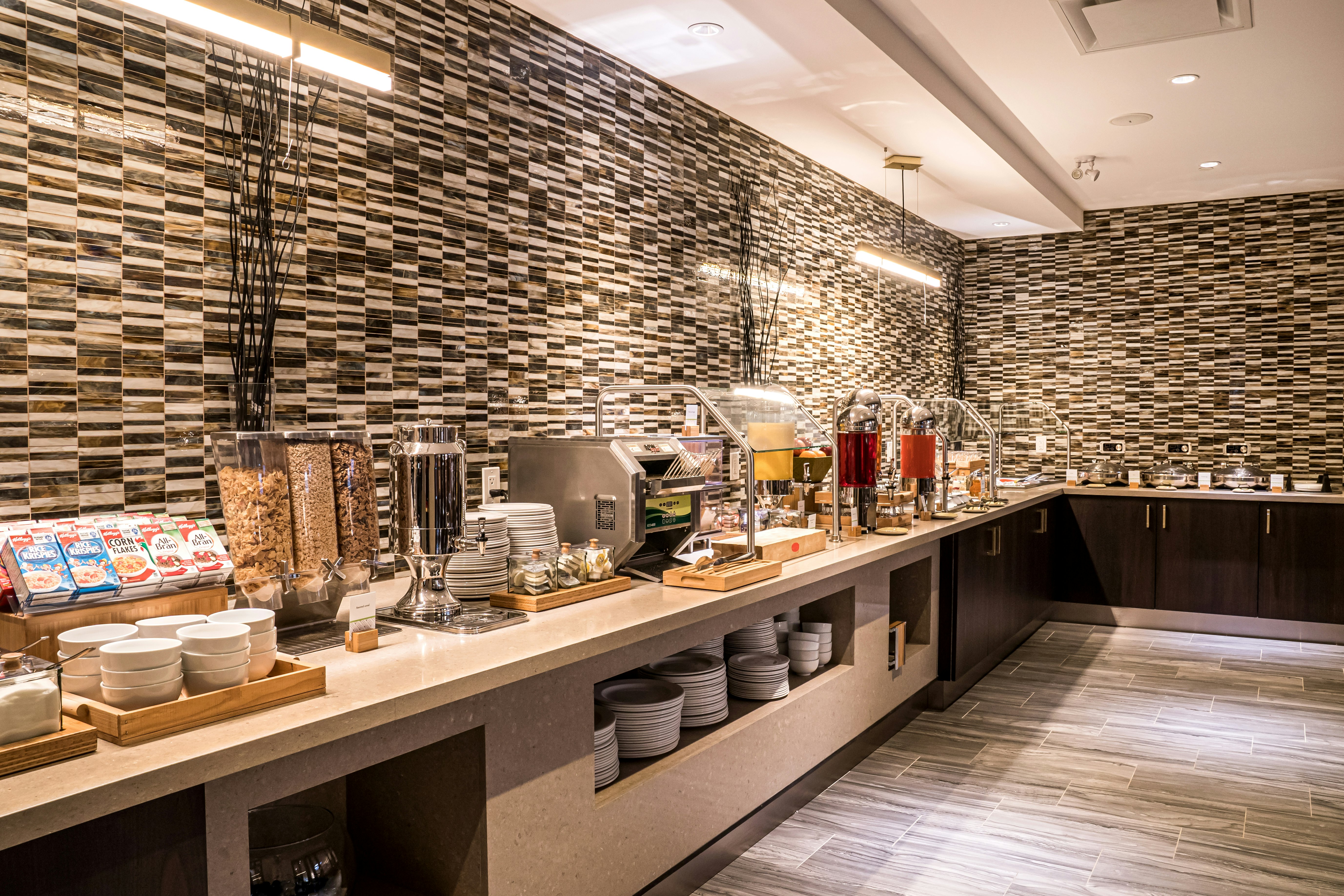 DoubleTree by Hilton Kitchener 6/36