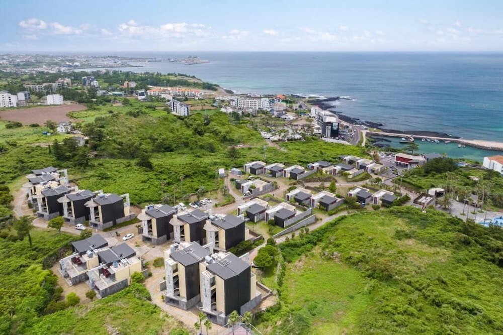 Stanford Hotel and Resort Jeju 26/37