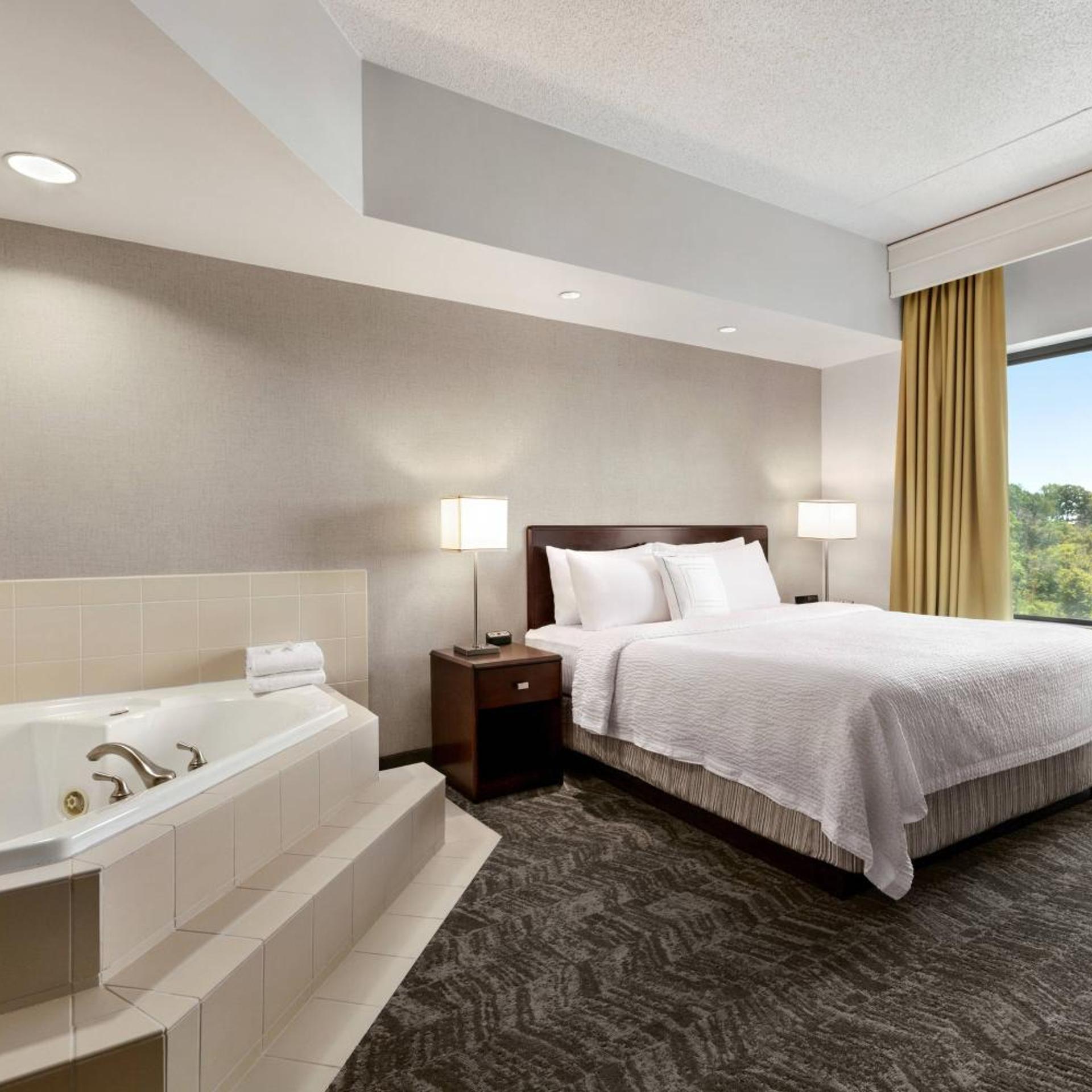 Specialty, Suite, King Bed, Sofa, Bathtub