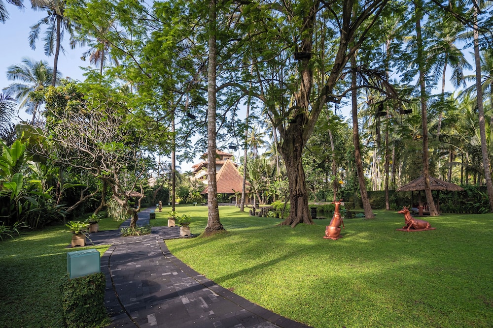 Ramayana Candidasa Beach Resort 70/77