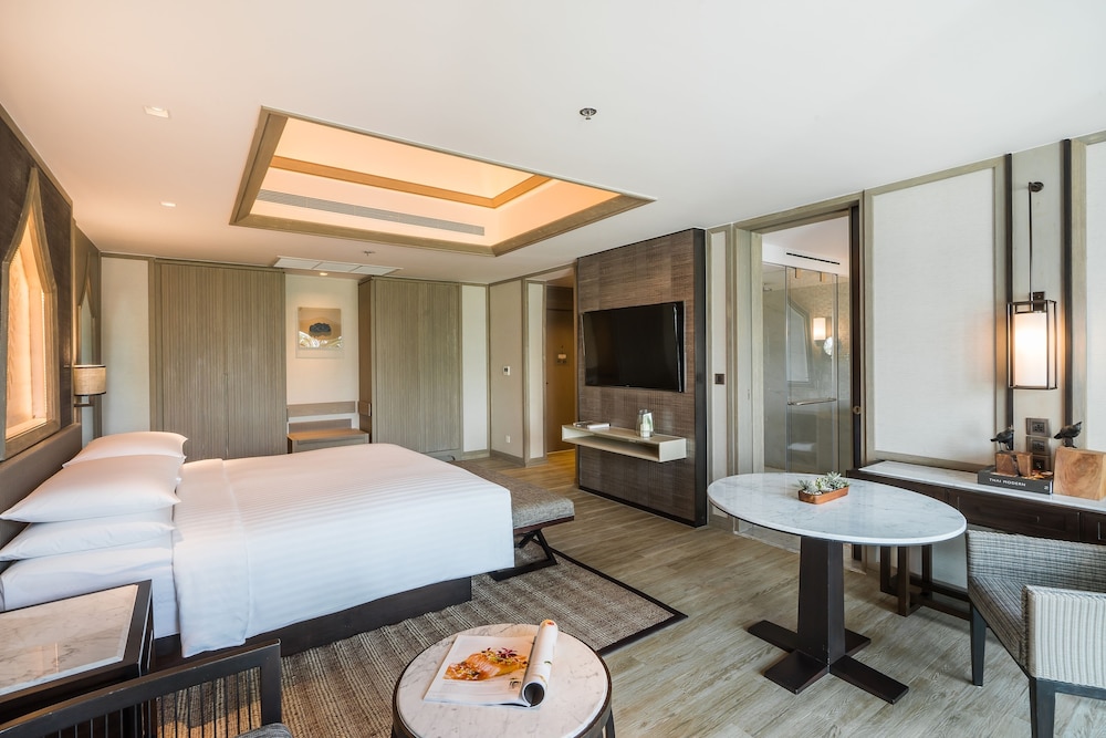 PHUKET MARRIOTT RESORT & SPA, NAI YANG BEACH 26/78