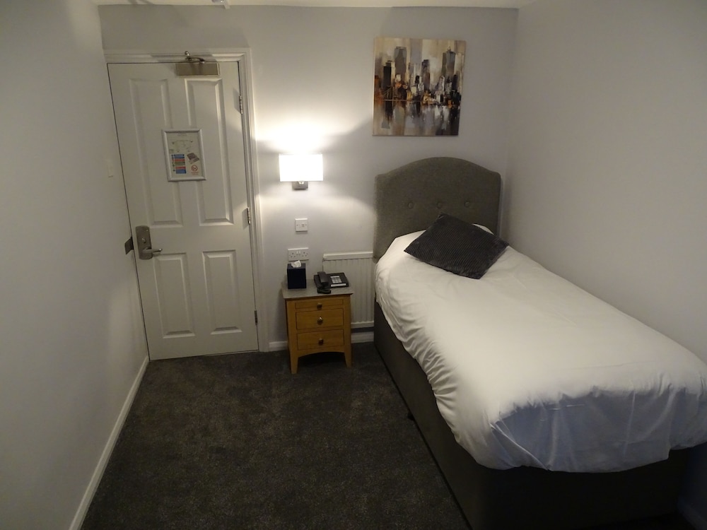 The Beeches Hotel And Leisure Club 18/50