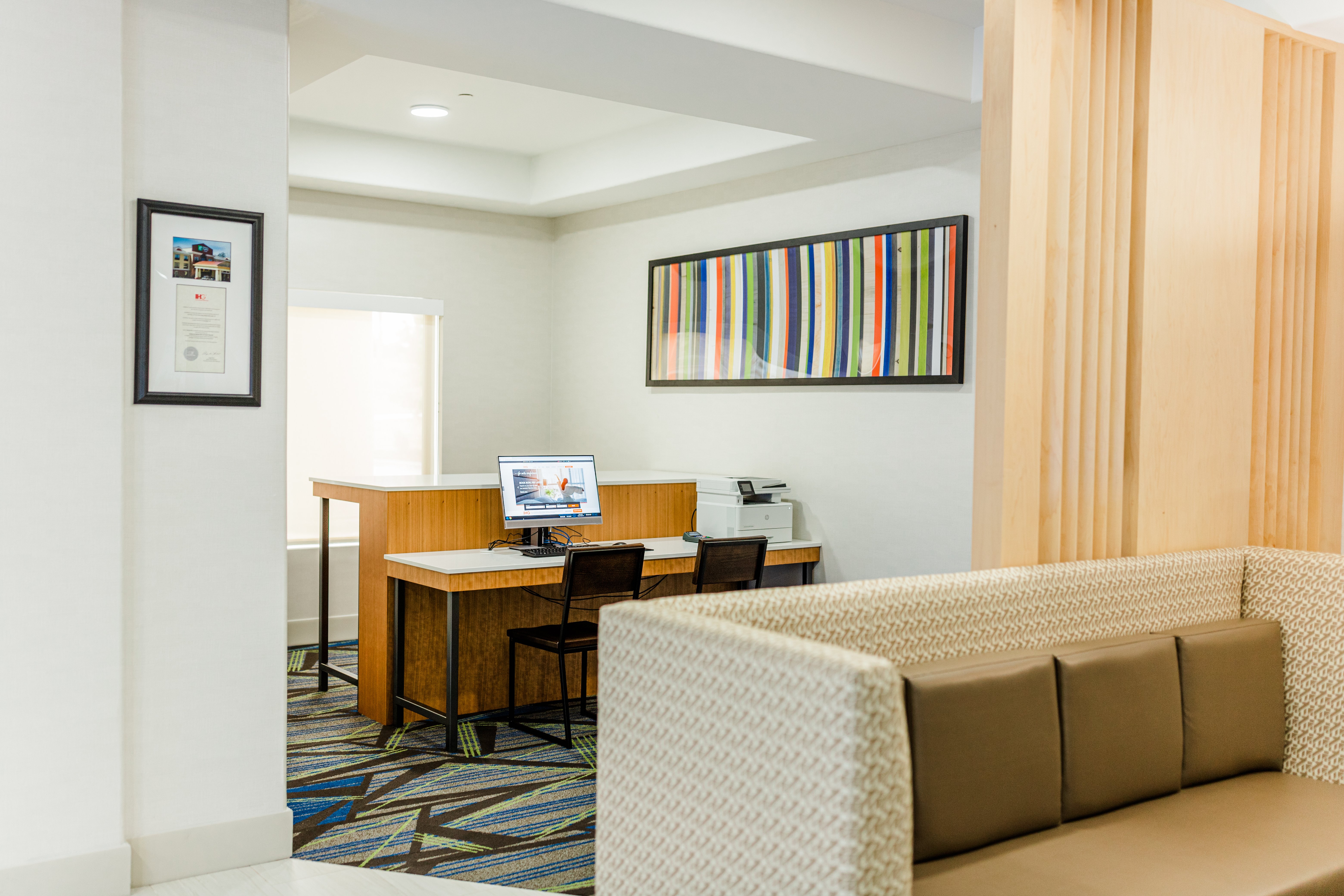Holiday Inn Express Andalusia 6/33