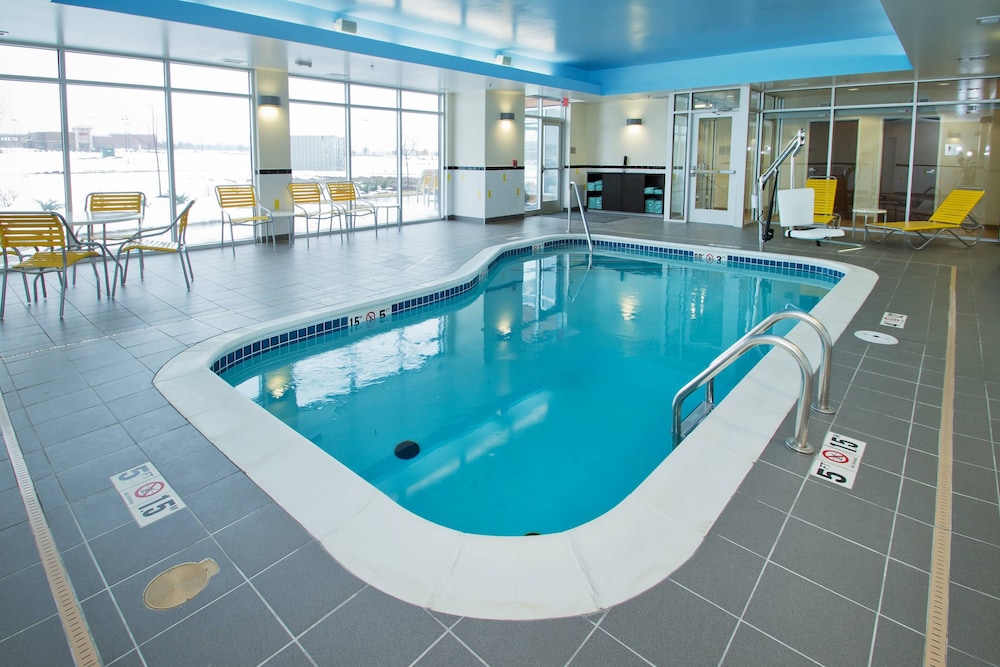 Fairfield Inn Suites St Louis West Wentzville 1/17