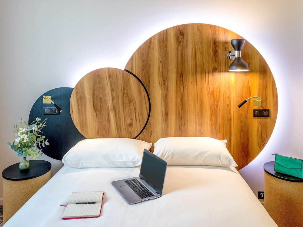 Ibis Styles Paris Meteor Avenue D'italie 37/61