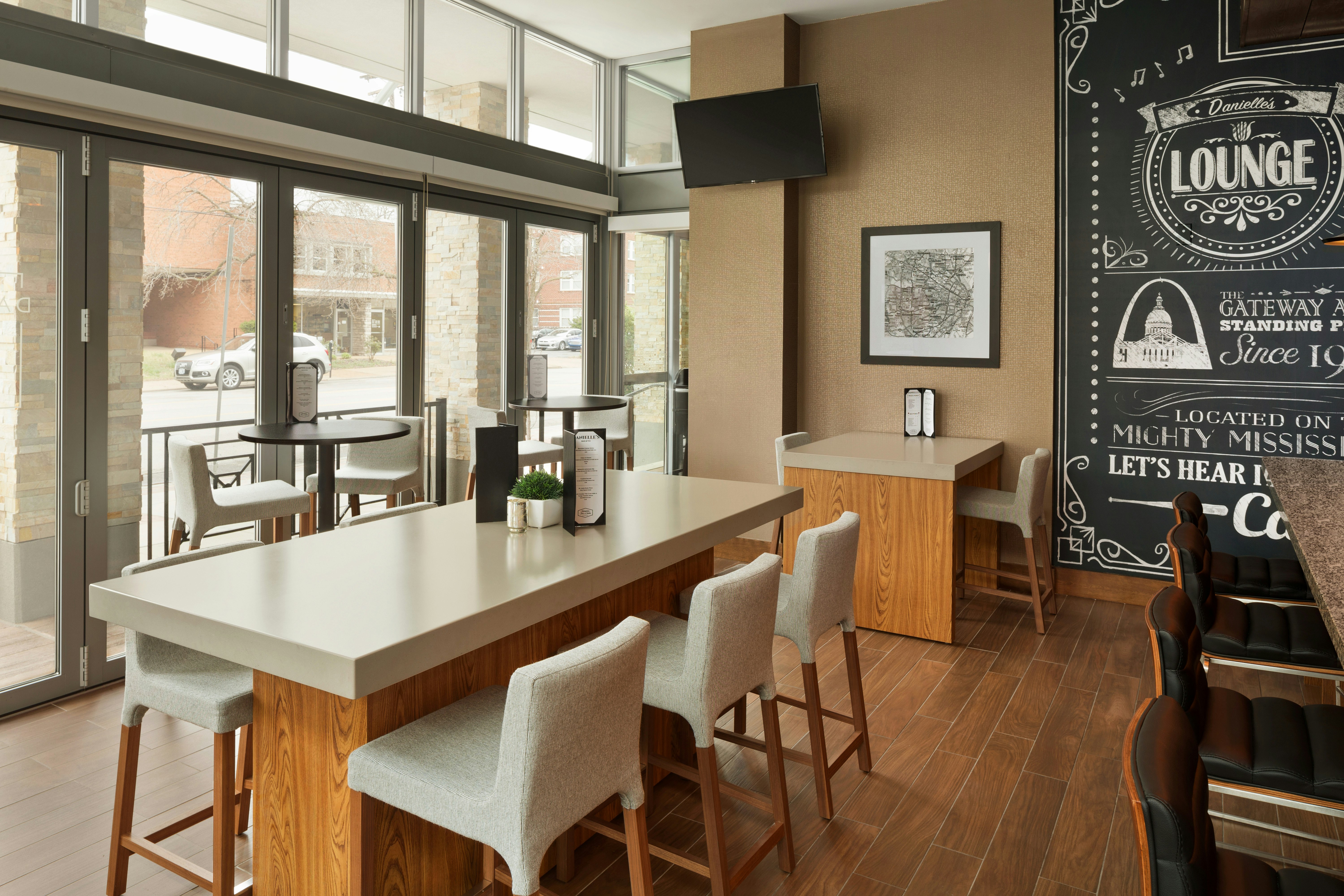 Hampton Inn & Suites Clayton/St Louis-Galleria Area 45/61