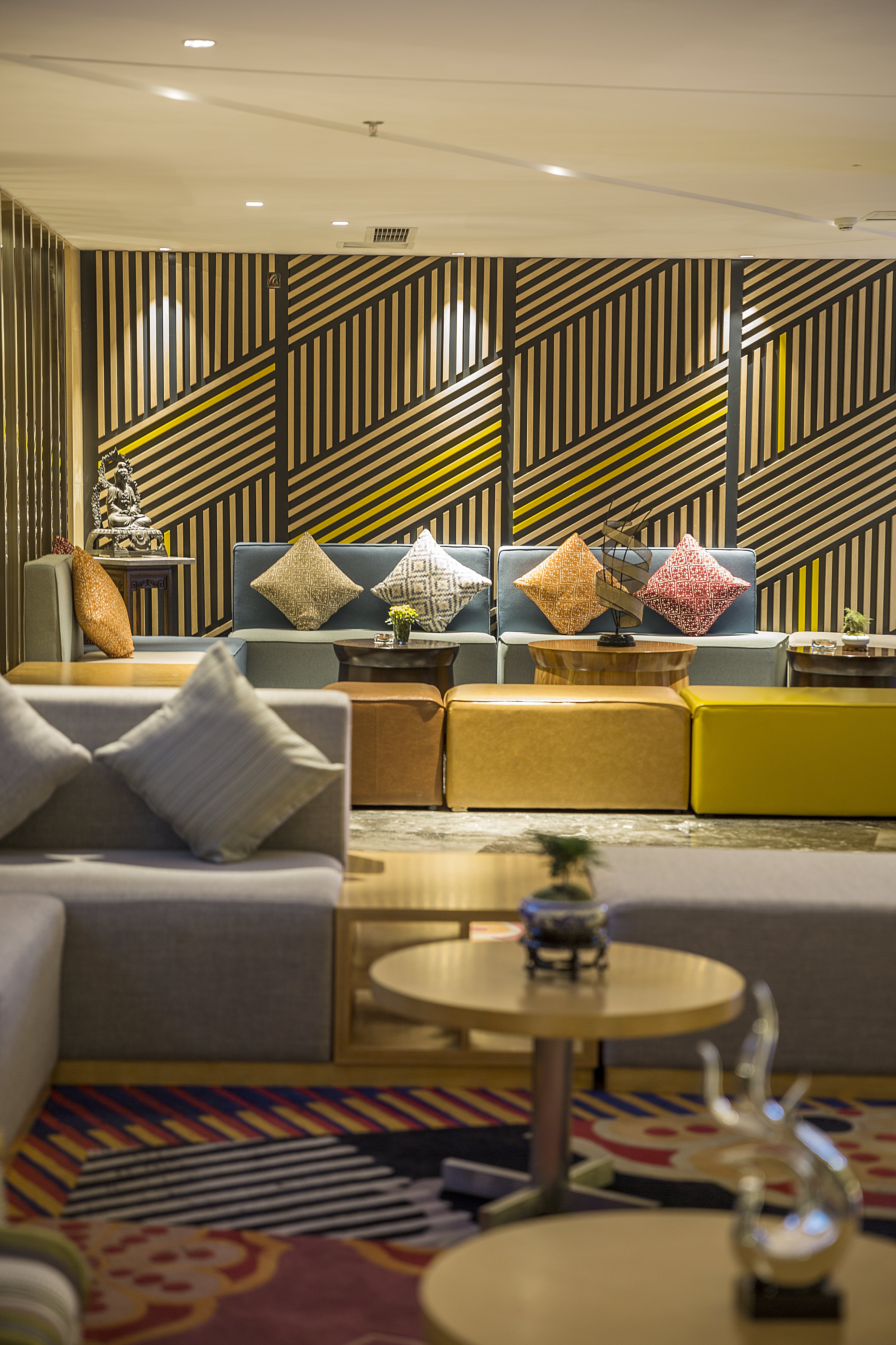 Holiday Inn Express Daocheng Yading 47/67