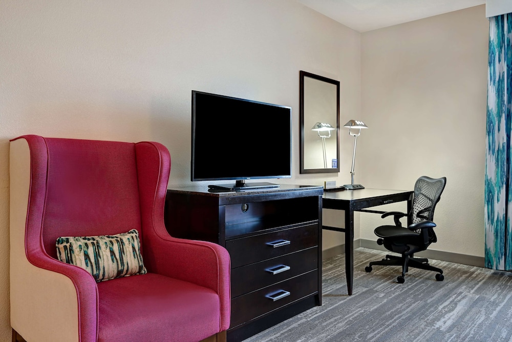 Hilton Garden Inn San Bernardino 51/57