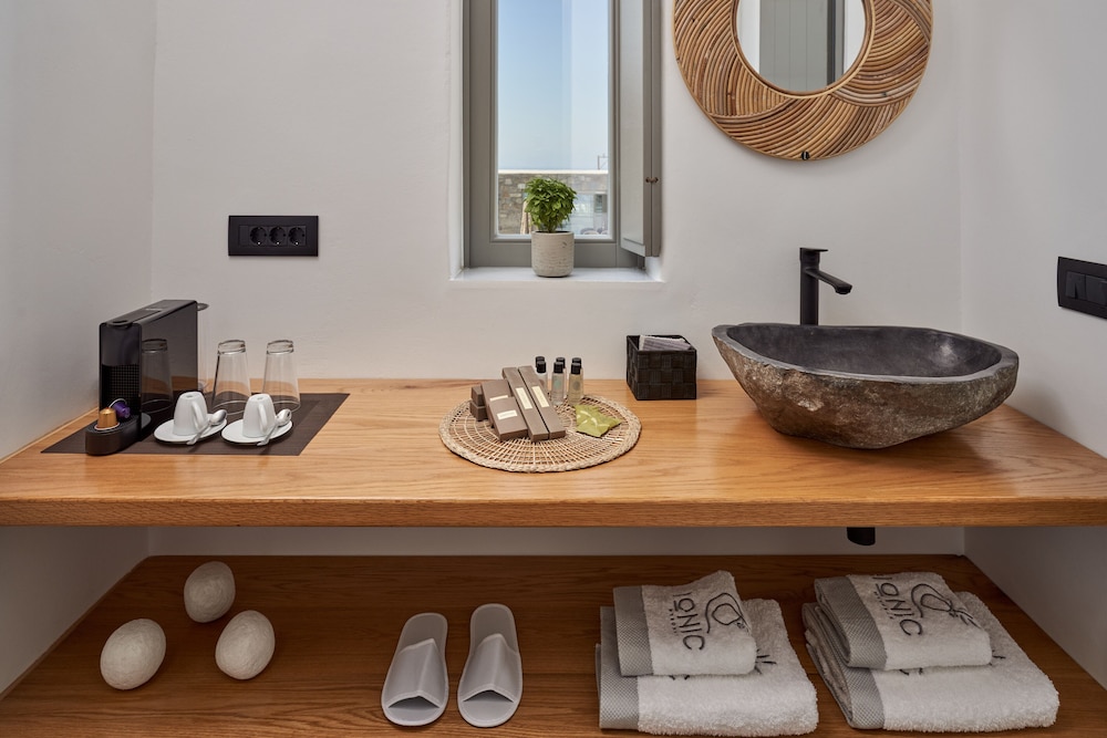 Ionic Suites 35/50