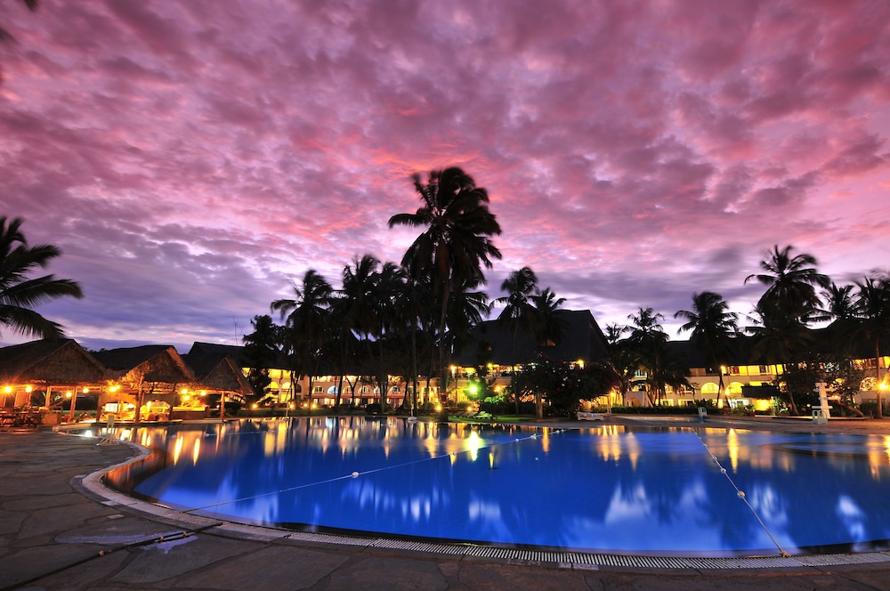 Reef Hotel Mombasa 41/49