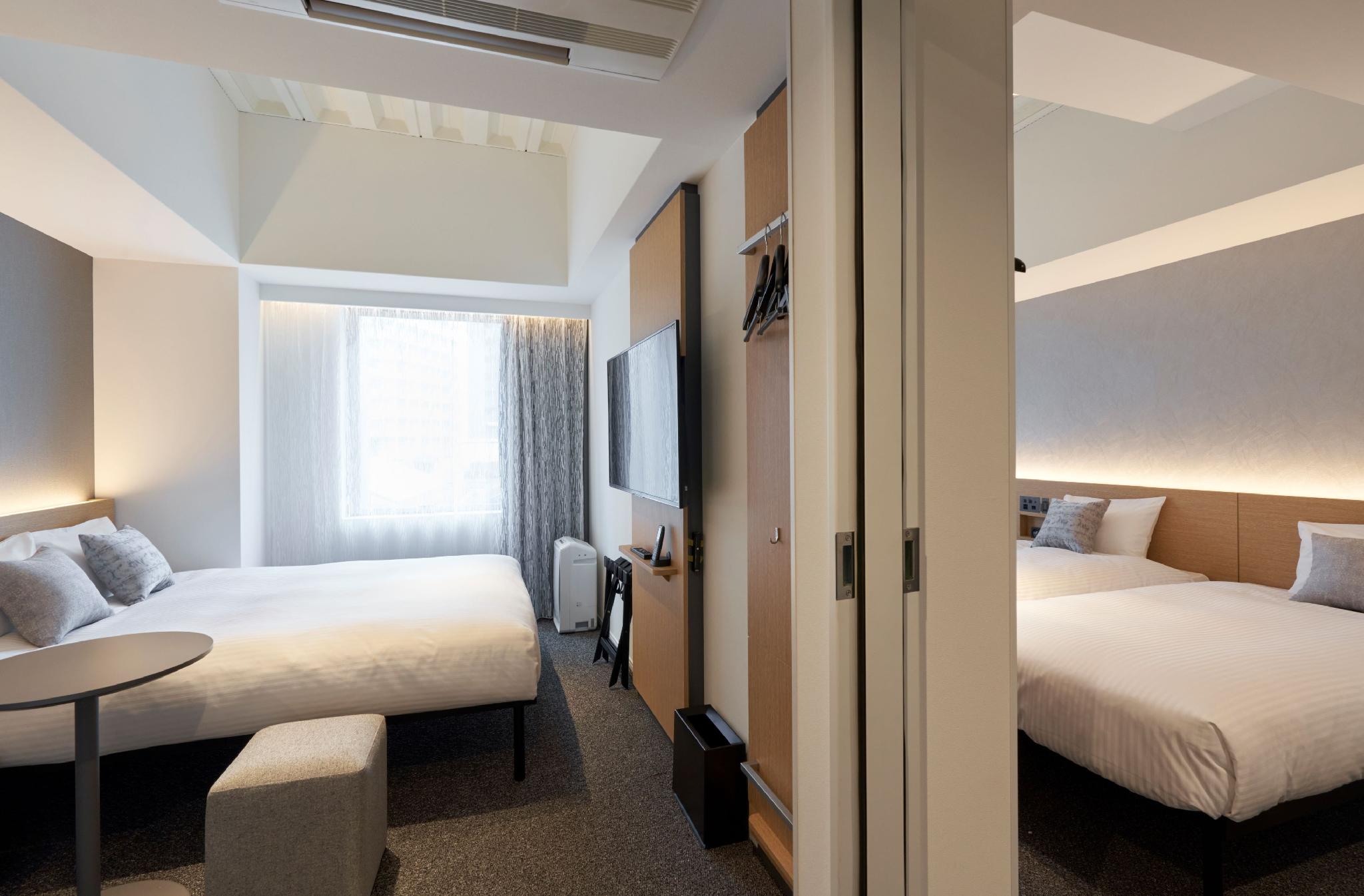 CONNECTING, TWIN BEDS, QUEEN BED