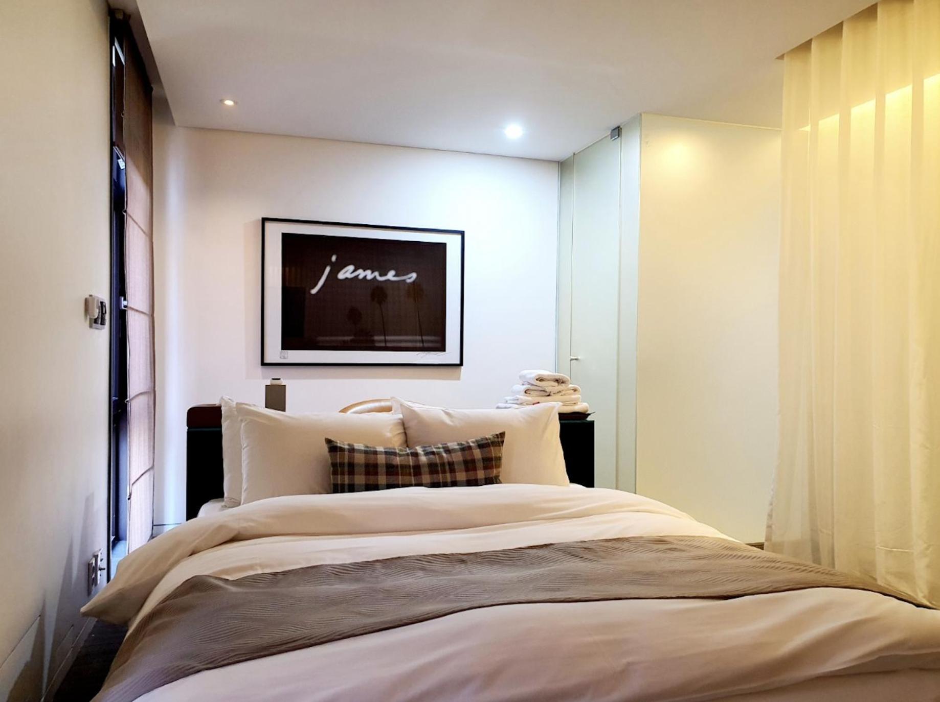 Duplex, Studio