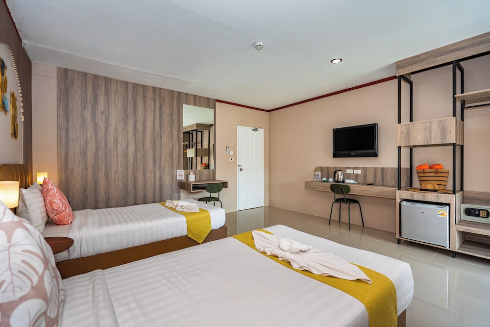 Outdoor Inn Kata Hotel 26/50