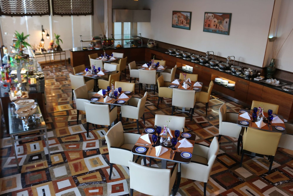 Elite Resort & Spa 57/73