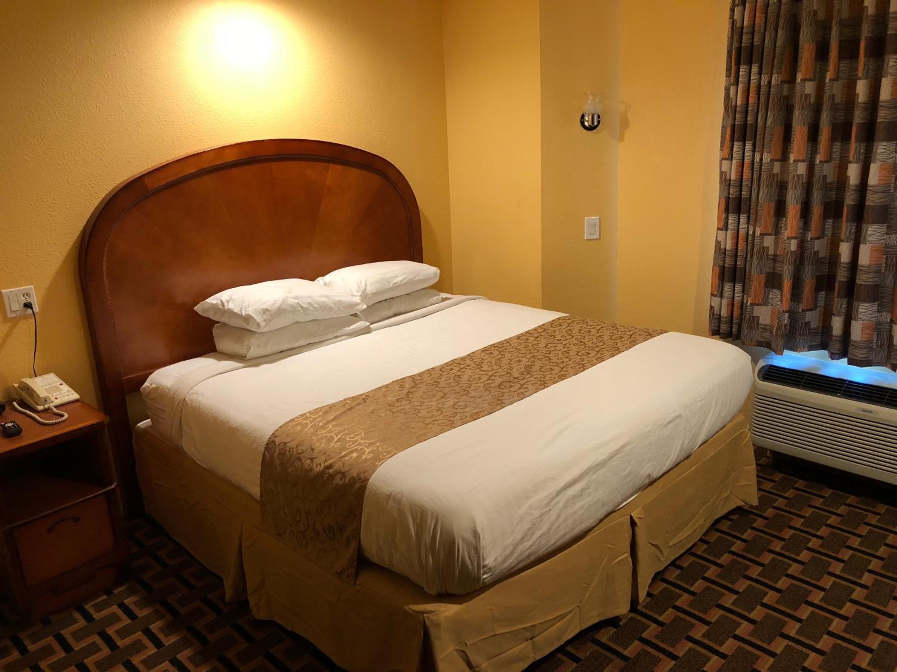 Americas Best Value Inn Addison Dallas 19/30