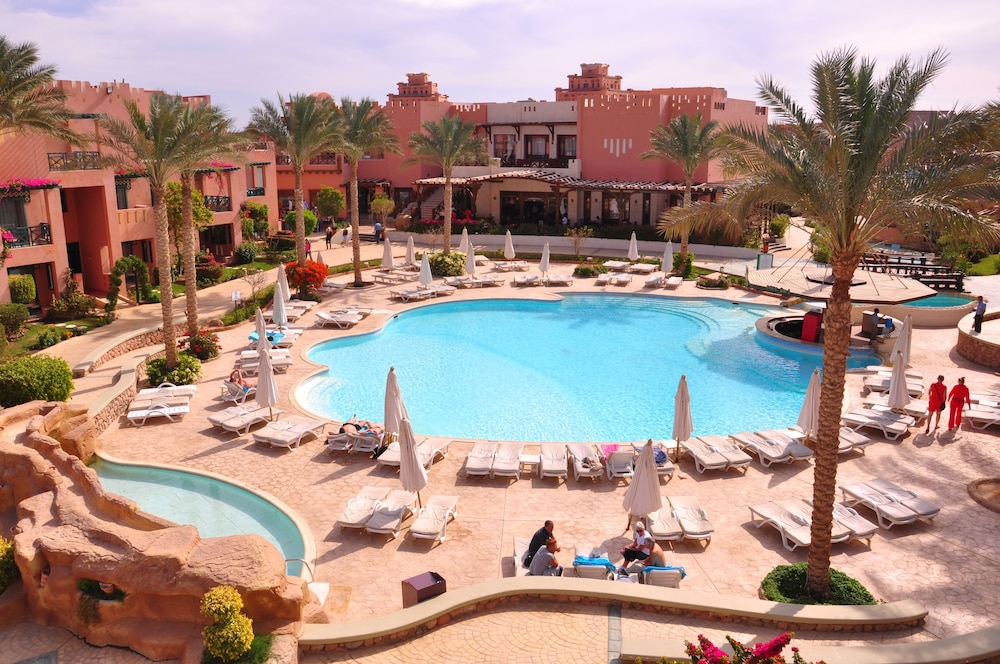 REHANA SHARM RESORT 52/57